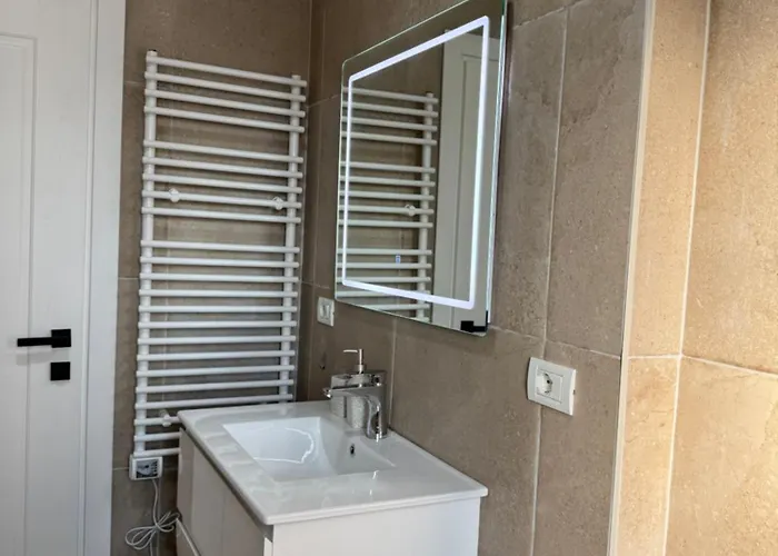 Stylish Renovated Flat With 2 Balconies & Great Natural Light * Tirana