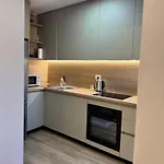 Stylish Renovated Flat With 2 Balconies & Great Natural Light